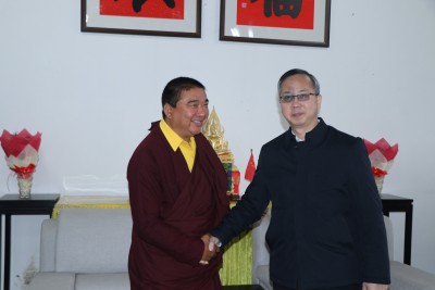 लुम्बिनी विकास कोषका उपाध्यक्ष डा. लामा र चिनियाँ राजदुत सोङविच भेटवार्ता